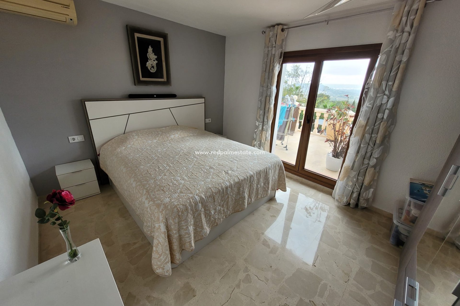 Resale - Detached Villa -
Jávea - Costa Blanca