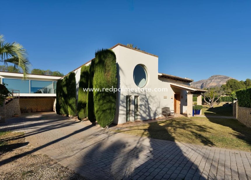 Resale - Detached Villa -
Jávea - Costa Blanca