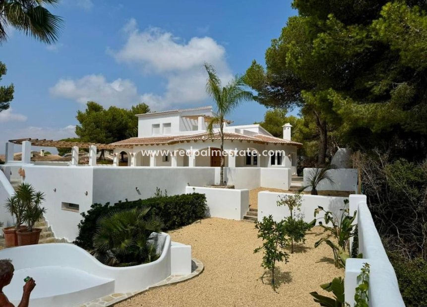 Resale - Detached Villa -
Jávea - Costa Blanca