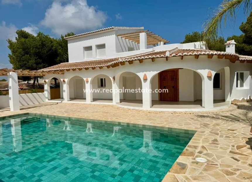 Resale - Detached Villa -
Jávea - Costa Blanca