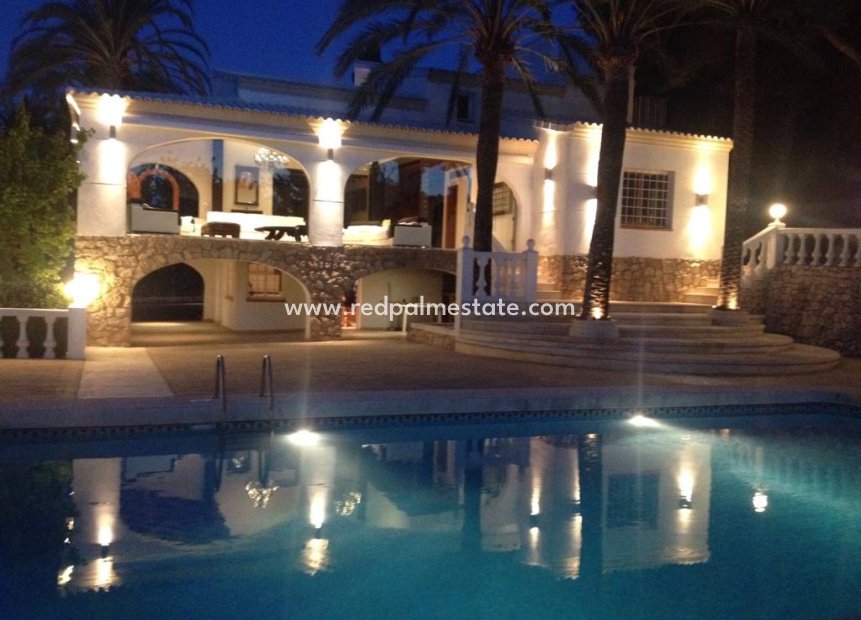 Resale - Detached Villa -
Jávea - Costa Blanca