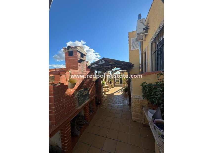 Resale - Detached Villa -
La Nucía - Costa Blanca