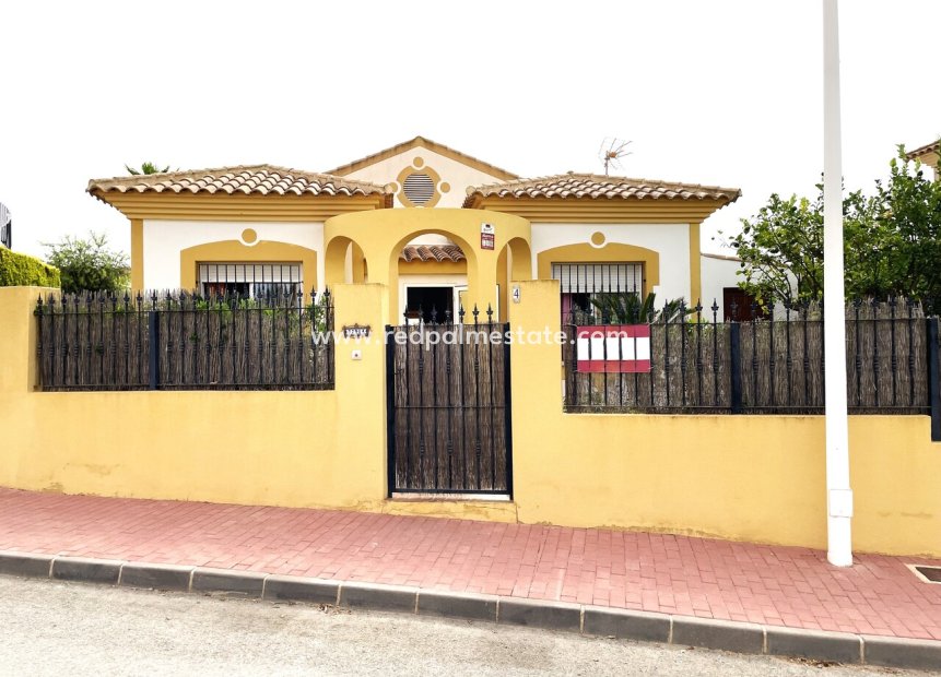 Resale - Detached Villa -
Mazarron Country Club - Inland