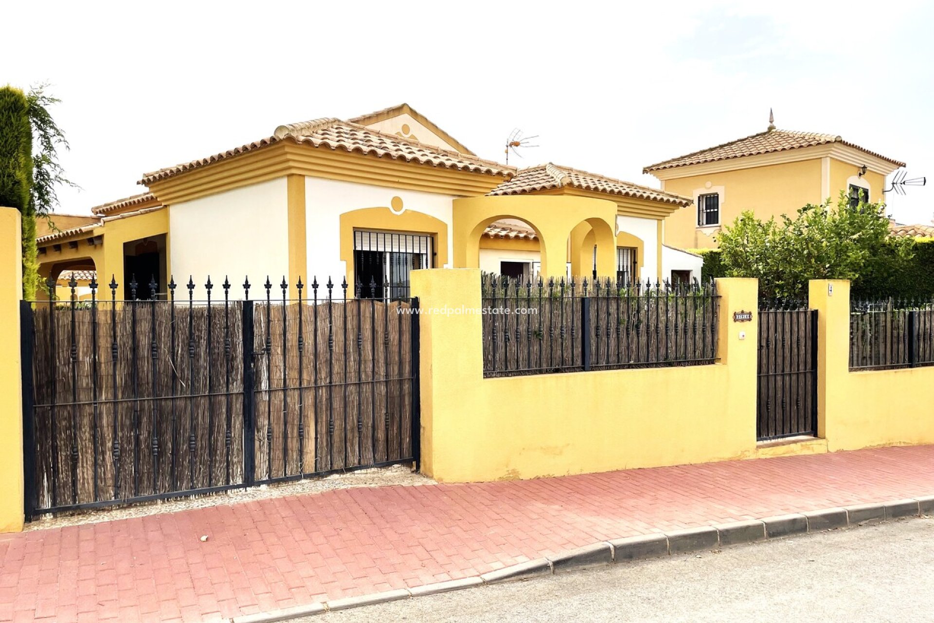 Resale - Detached Villa -
Mazarron Country Club - Inland