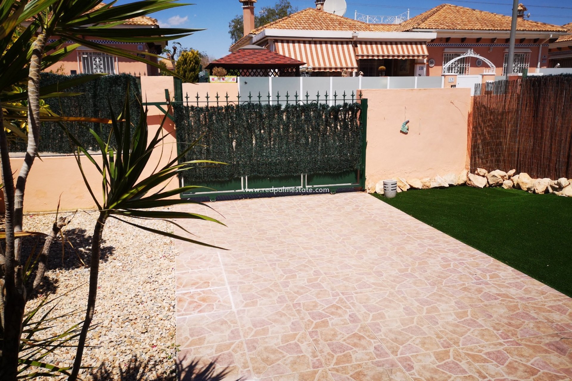 Resale - Detached Villa -
Montesinos - Costa Blanca