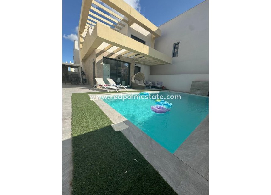 Resale - Detached Villa -
Montesinos - Urb. La Herrada