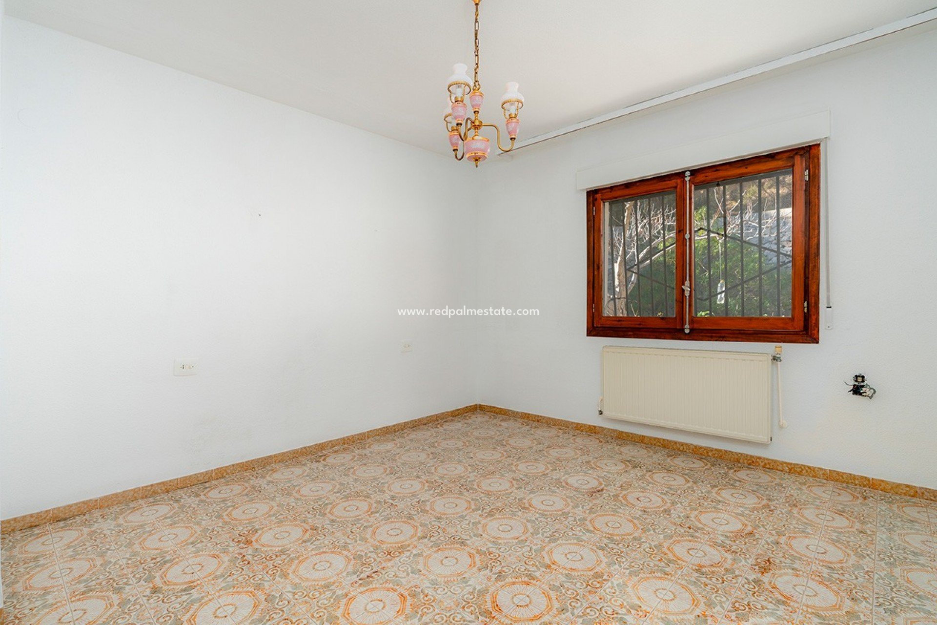 Resale - Detached Villa -
Oliva - Urb. Tossal Gross