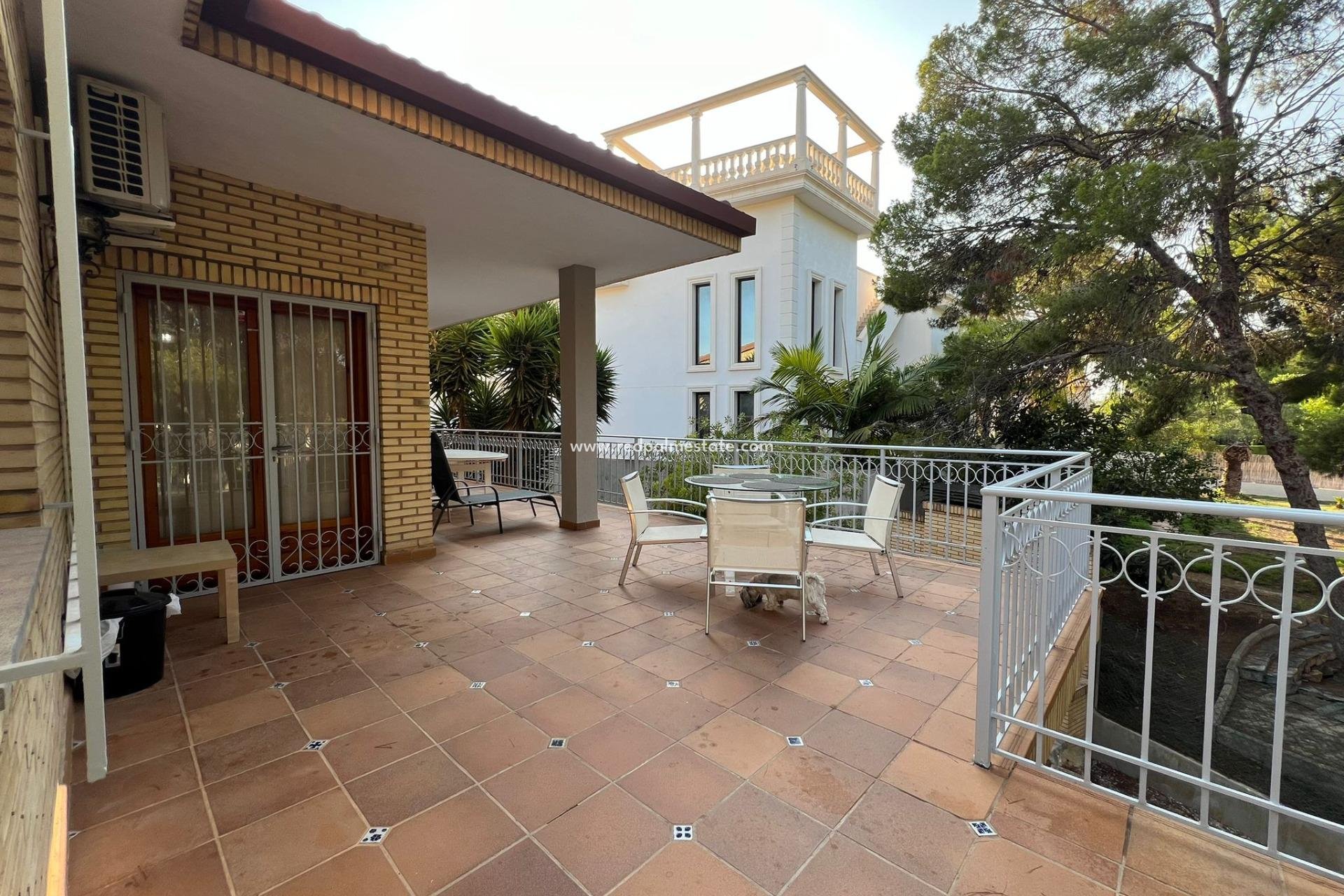 Resale - Detached Villa -
Orihuela Costa - Campoamor