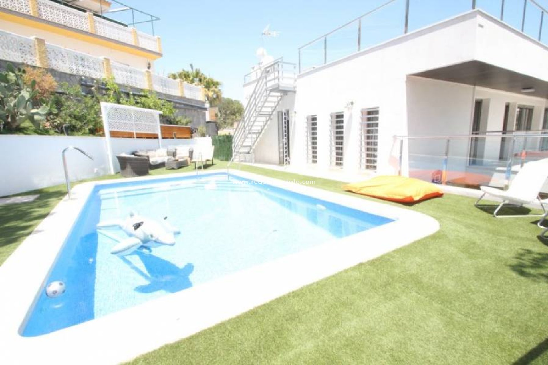 Resale - Detached Villa -
Orihuela Costa - Campoamor