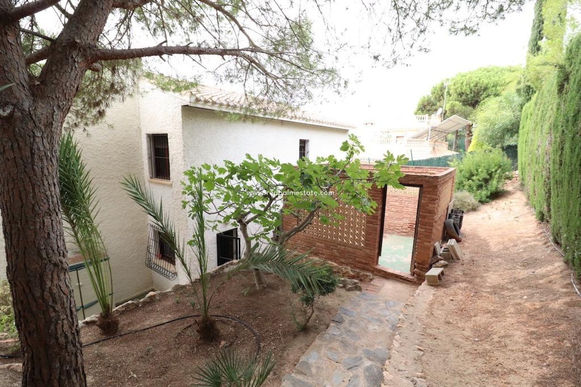 Resale - Detached Villa -
Orihuela Costa - Costa Blanca