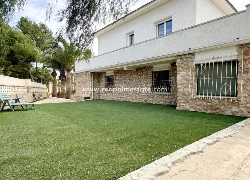 Resale - Detached Villa -
Orihuela Costa - Costa Blanca