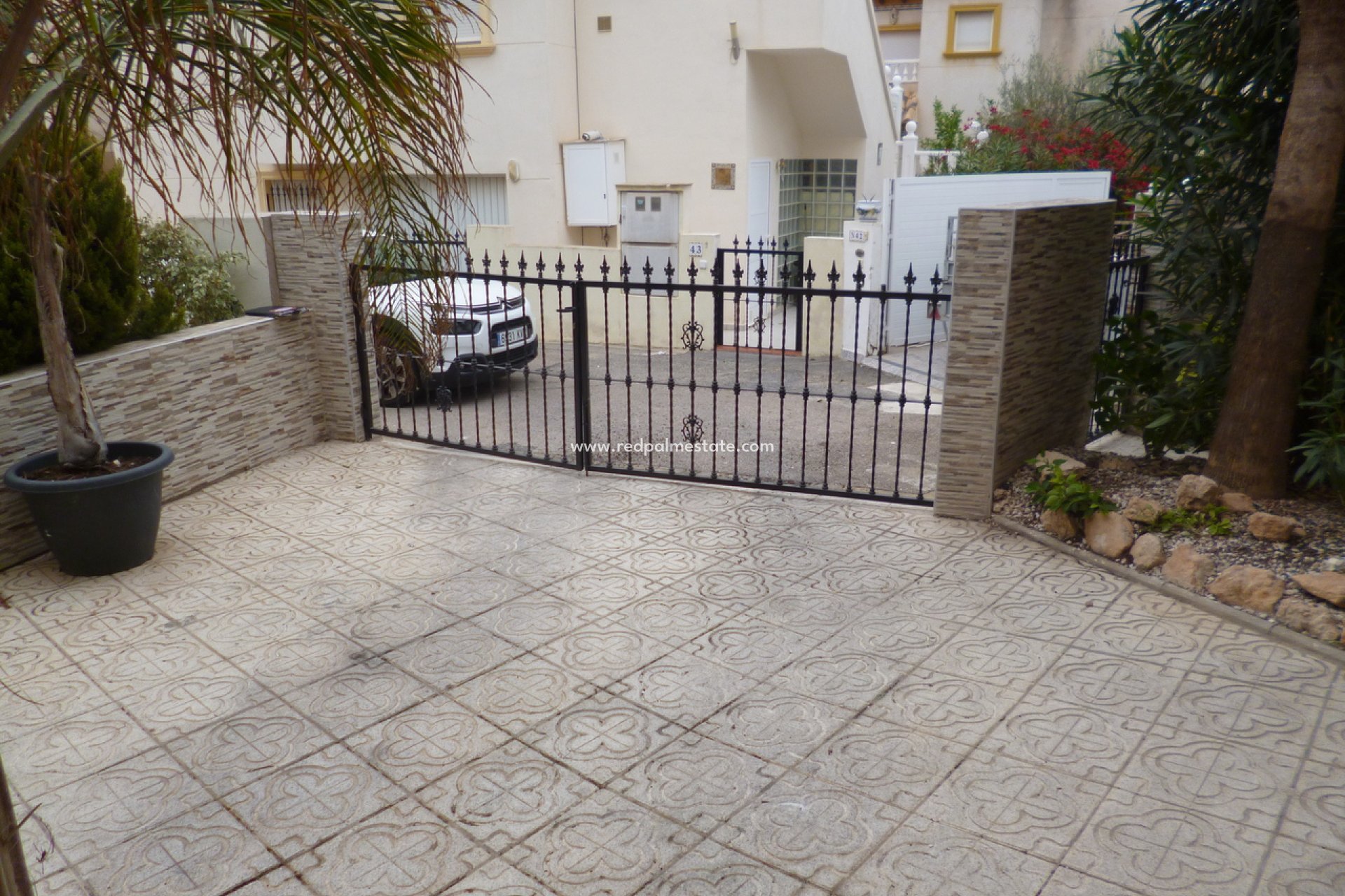 Resale - Detached Villa -
Orihuela Costa - Costa Blanca