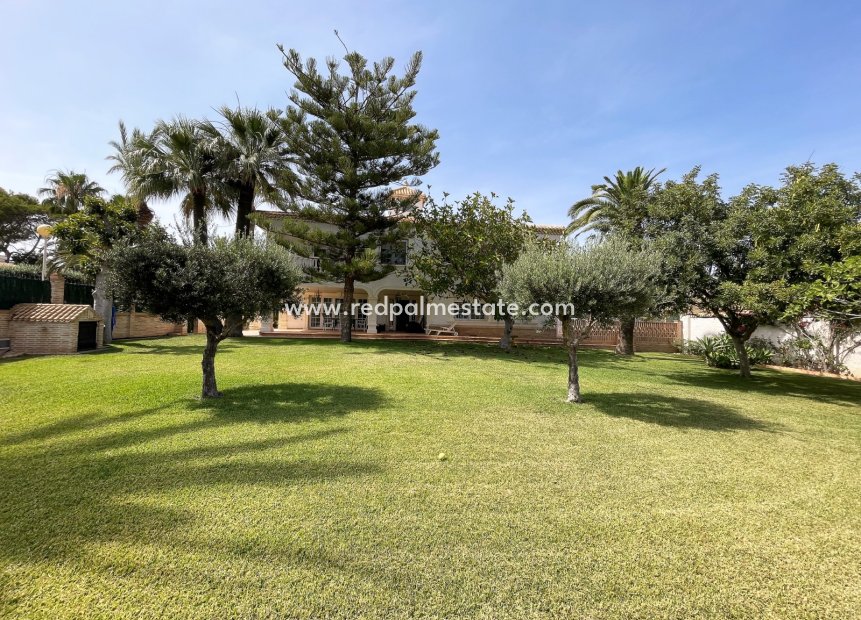 Resale - Detached Villa -
Orihuela Costa - Costa Blanca