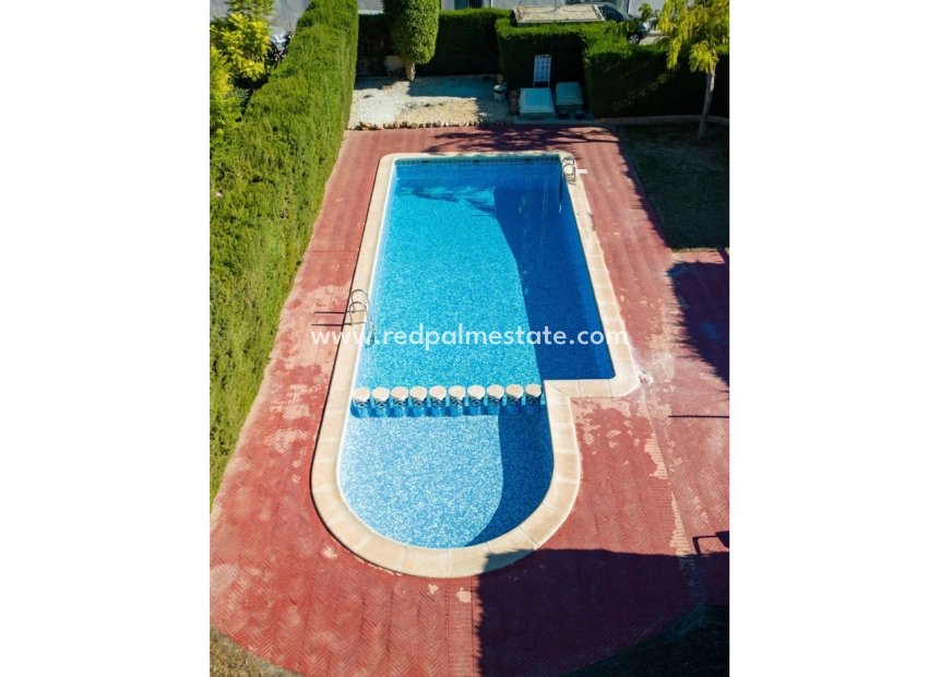 Resale - Detached Villa -
Orihuela Costa - Costa Blanca