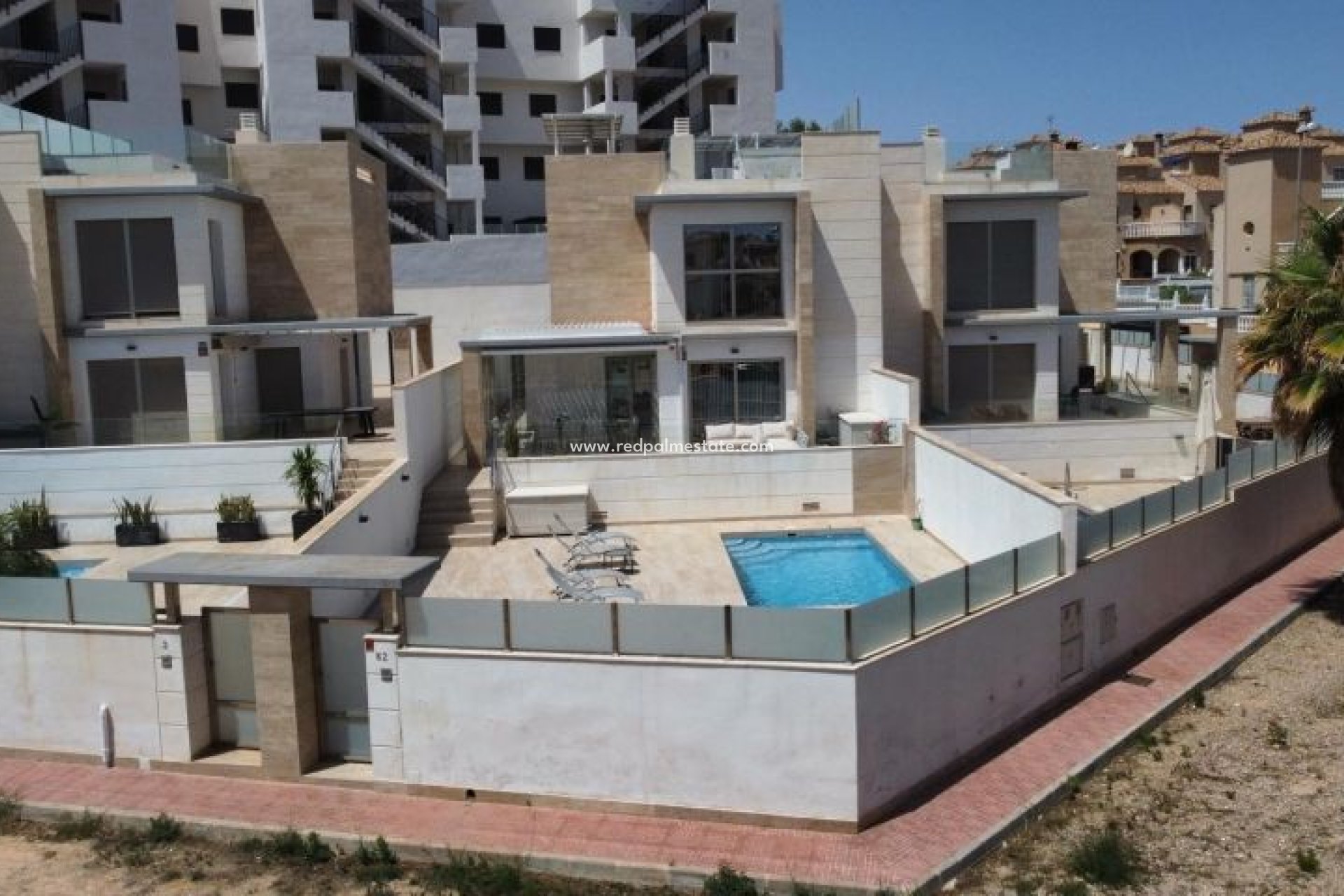 Resale - Detached Villa -
Orihuela Costa - Costa Blanca