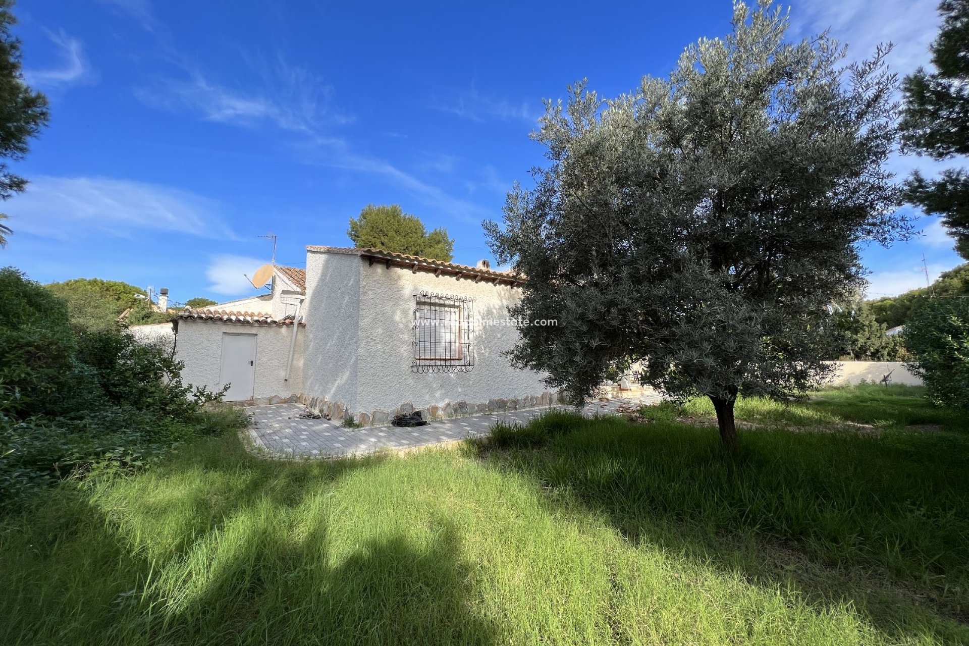 Resale - Detached Villa -
Orihuela Costa - Costa Blanca