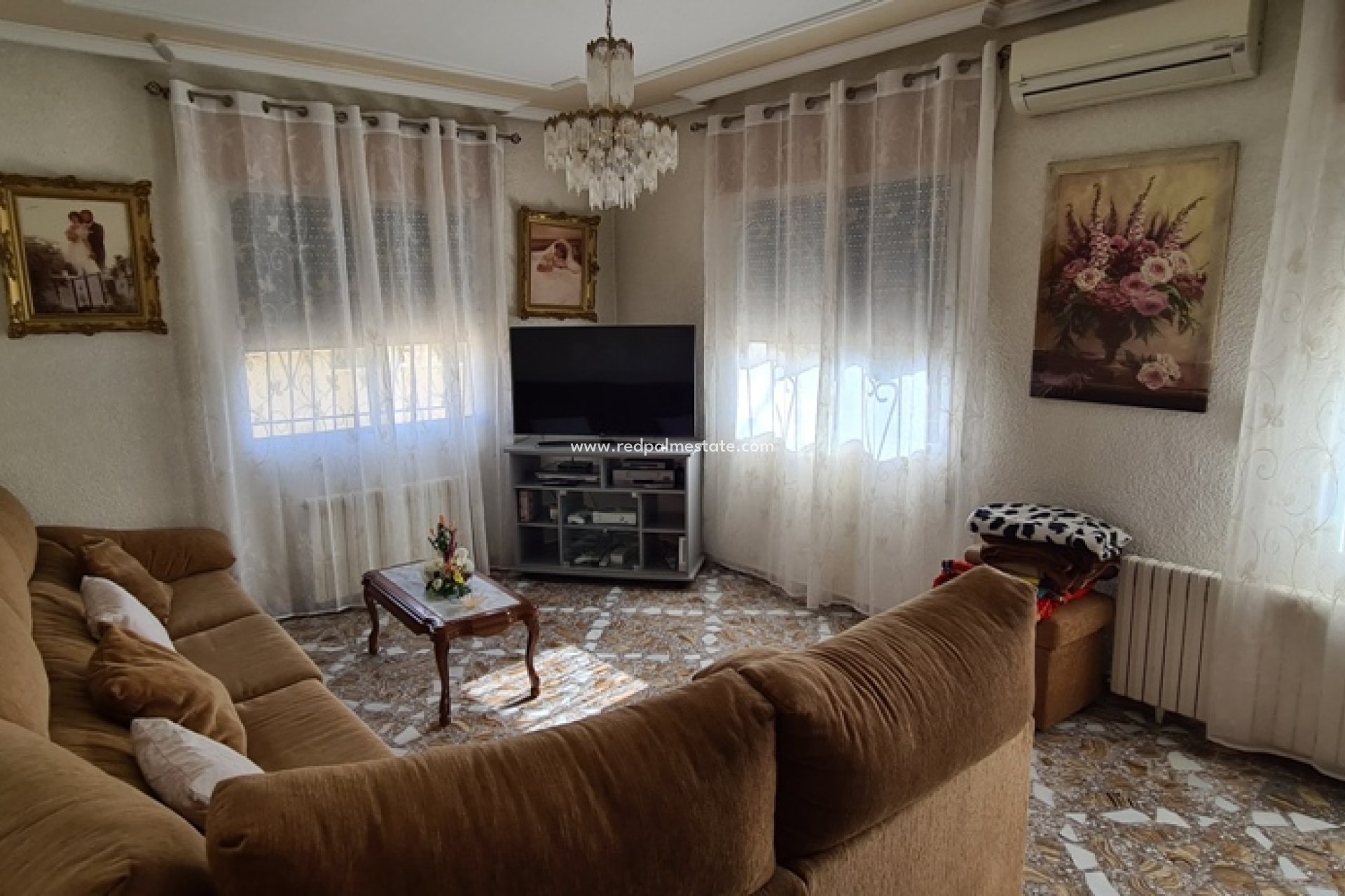 Resale - Detached Villa -
Orihuela Costa - Inland