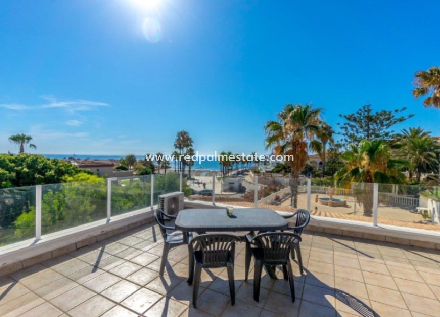 Resale - Detached Villa -
Orihuela Costa - Inland