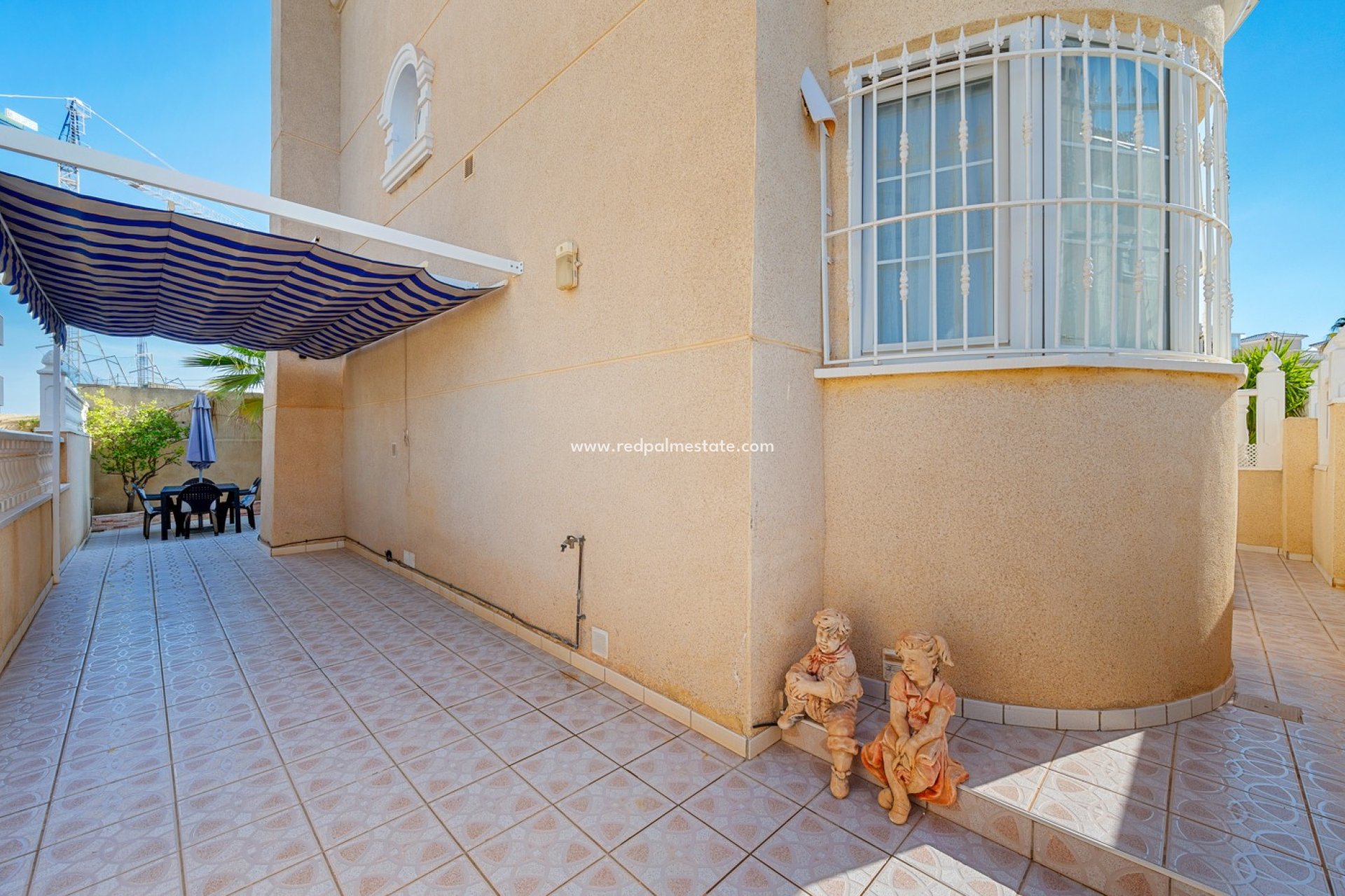 Resale - Detached Villa -
Orihuela Costa - Inland