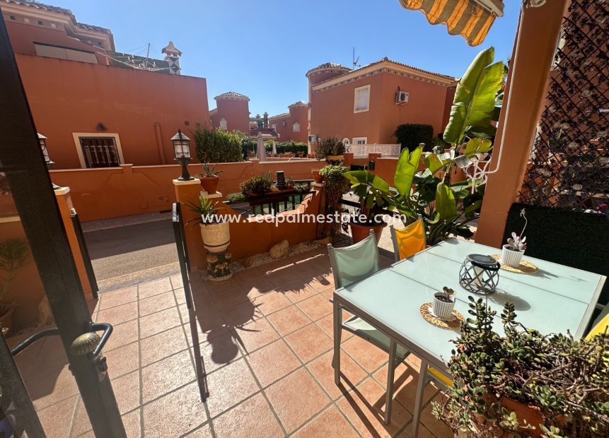 Resale - Detached Villa -
Orihuela Costa - Inland