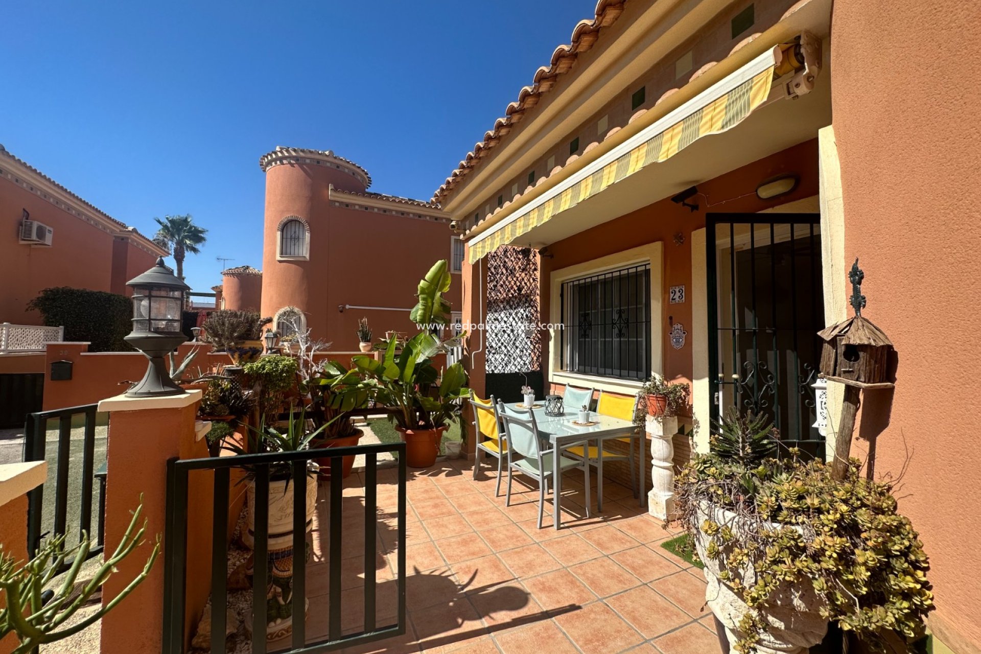 Resale - Detached Villa -
Orihuela Costa - Inland