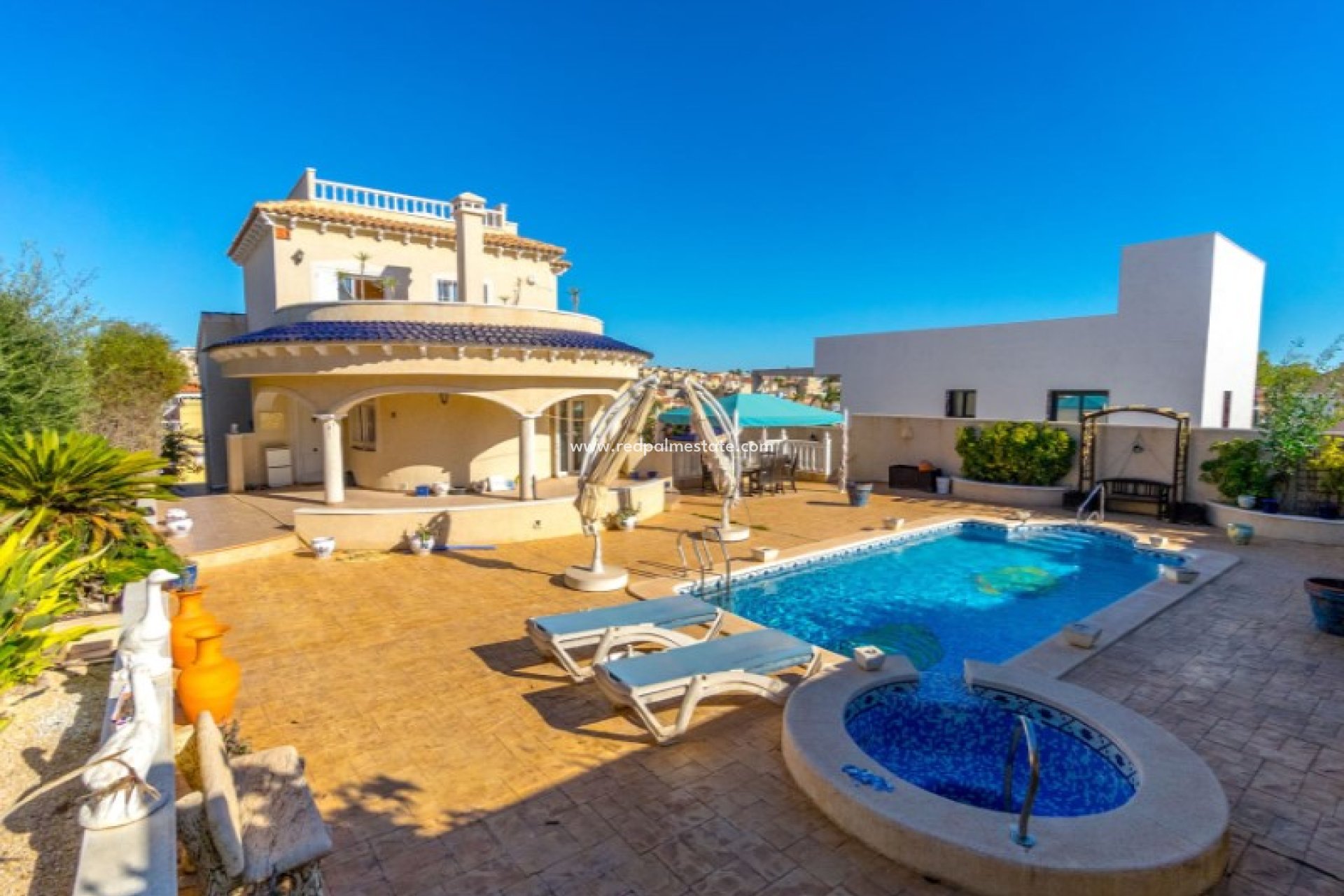 Resale - Detached Villa -
Orihuela Costa - Inland