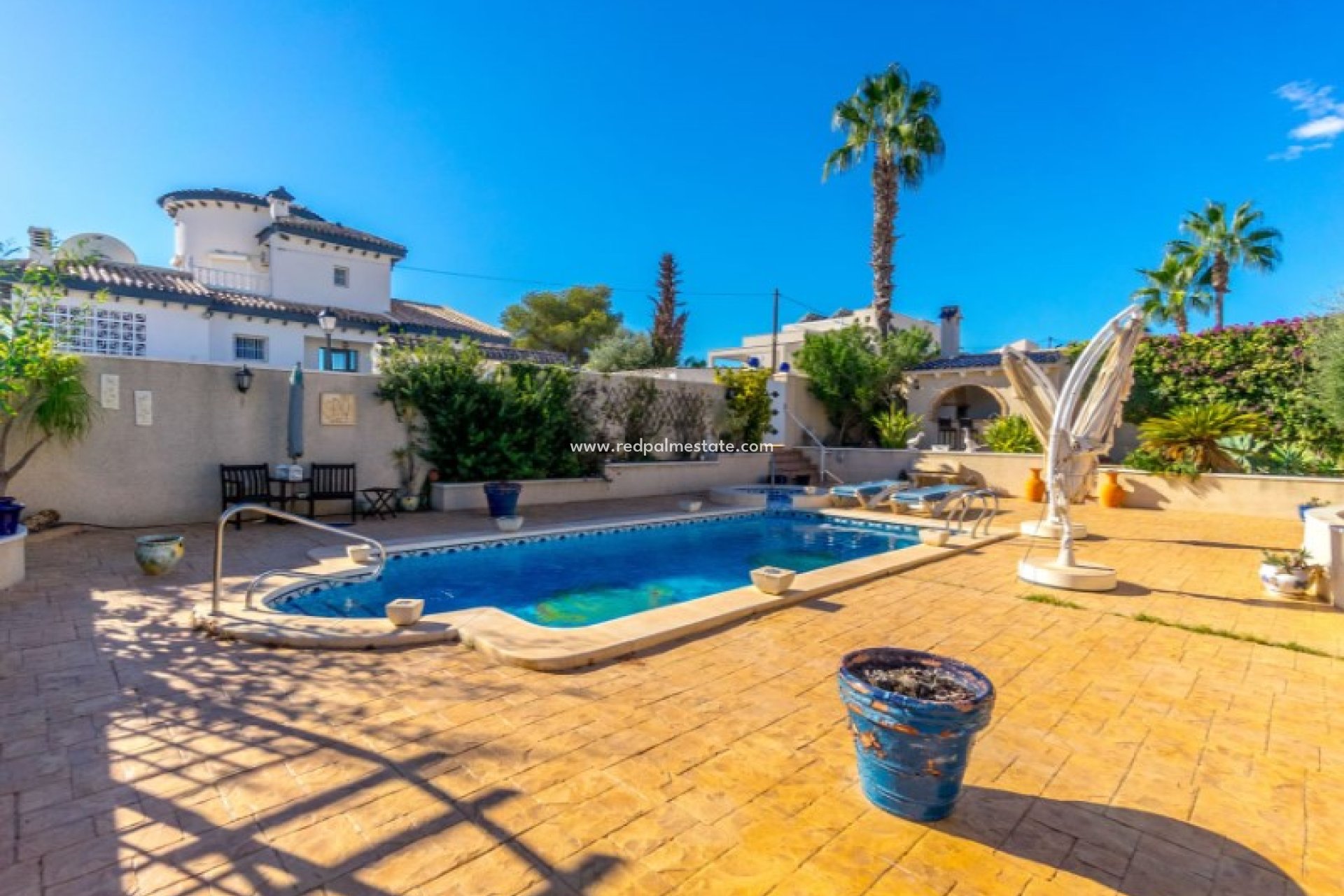 Resale - Detached Villa -
Orihuela Costa - Inland