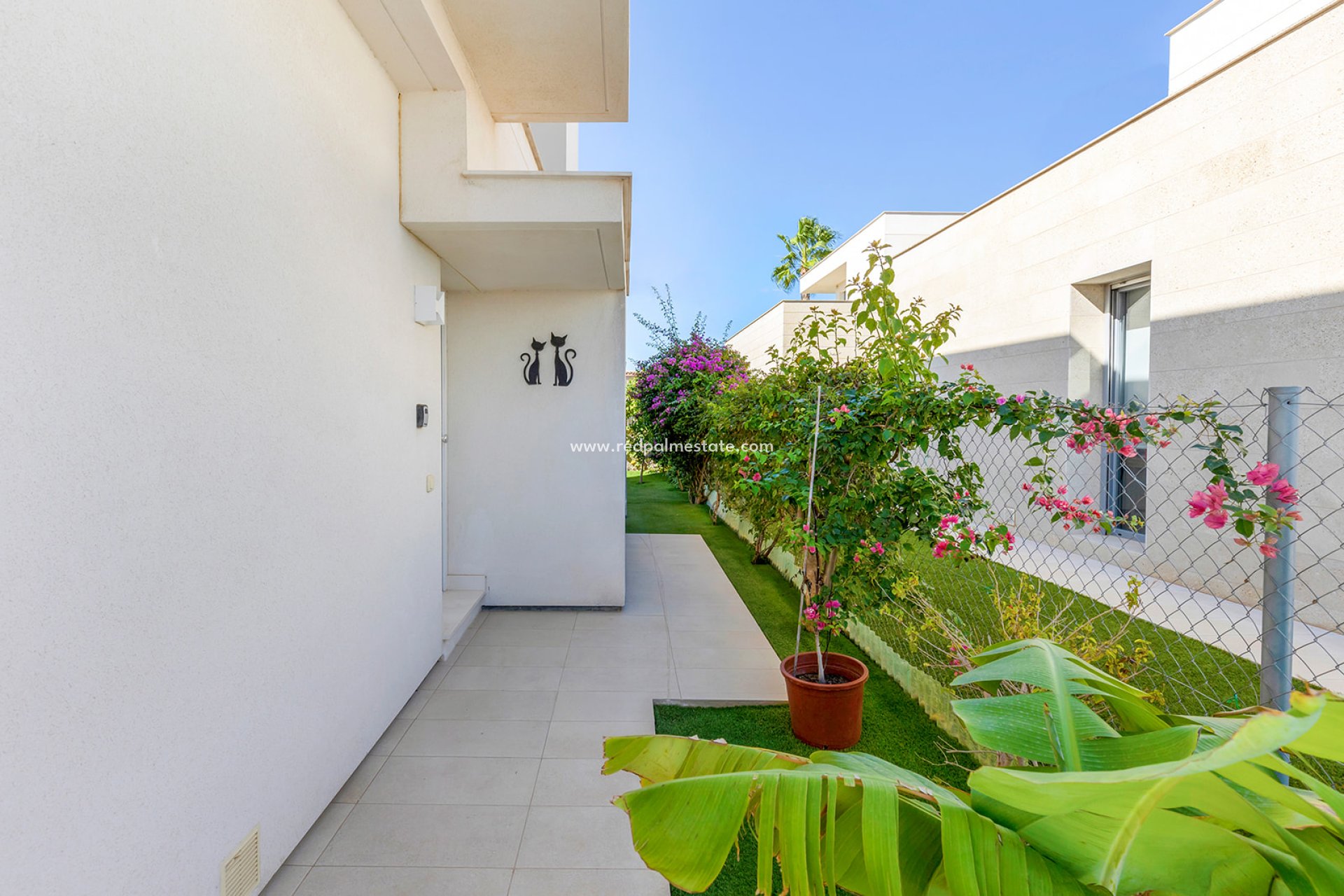 Resale - Detached Villa -
Orihuela Costa - Inland