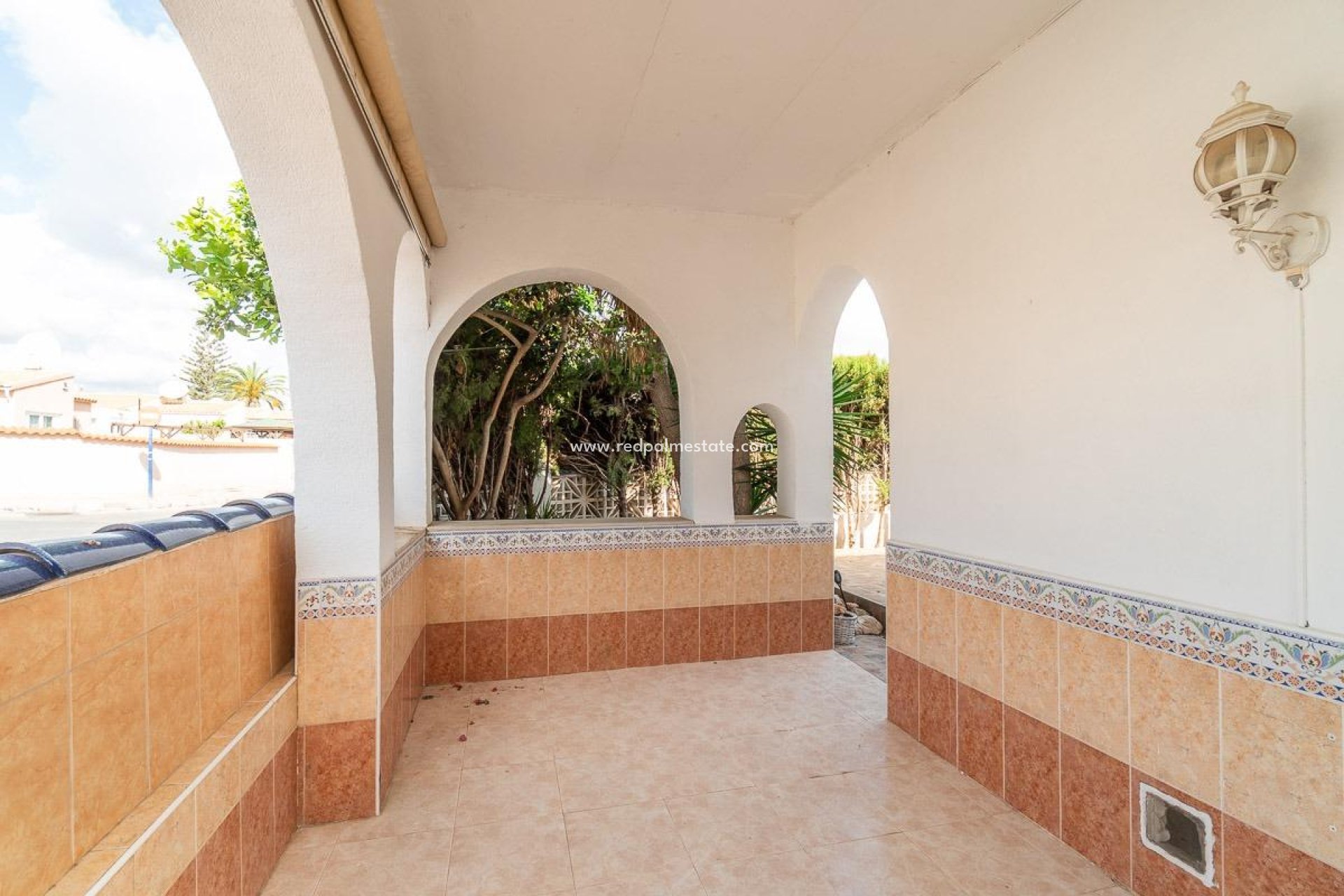 Resale - Detached Villa -
Orihuela Costa - La Florida