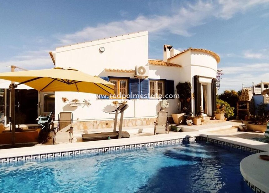 Resale - Detached Villa -
Orihuela Costa - La Florida