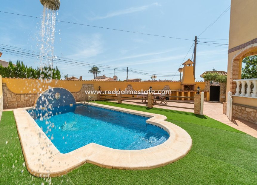 Resale - Detached Villa -
Orihuela Costa - La Florida