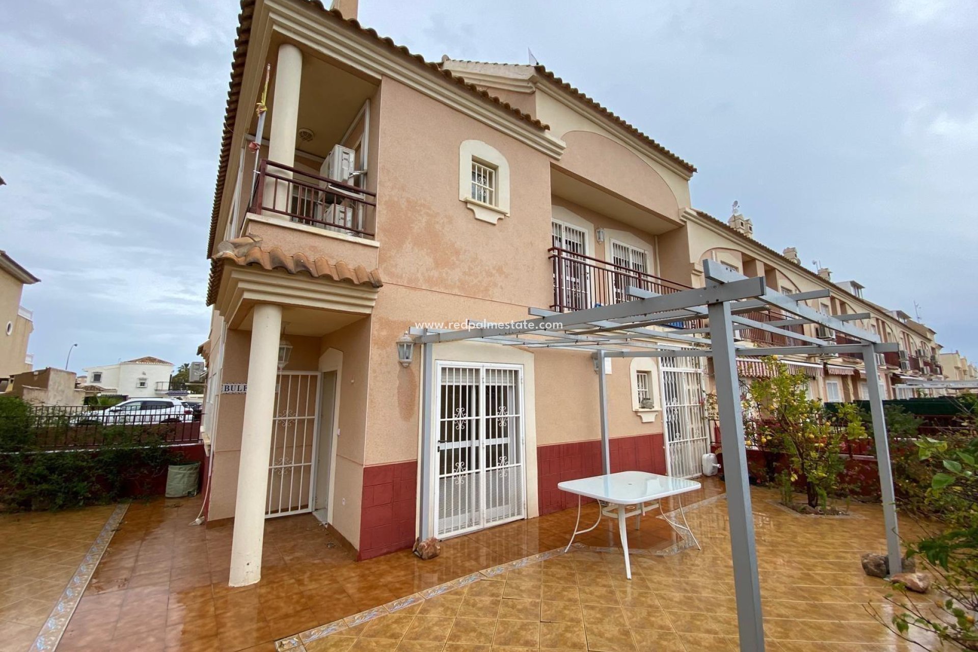 Resale - Detached Villa -
Orihuela Costa - La Florida