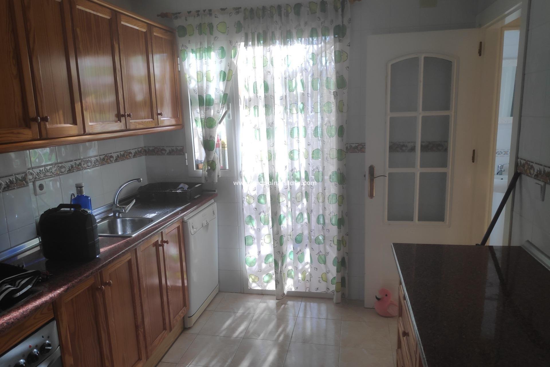 Resale - Detached Villa -
Orihuela Costa - La Florida