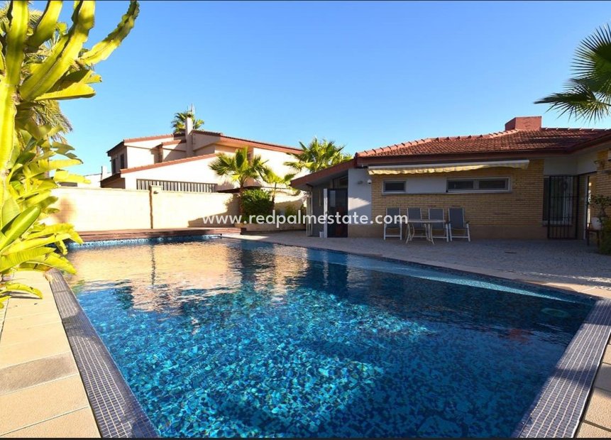 Resale - Detached Villa -
Orihuela Costa - La Zenia