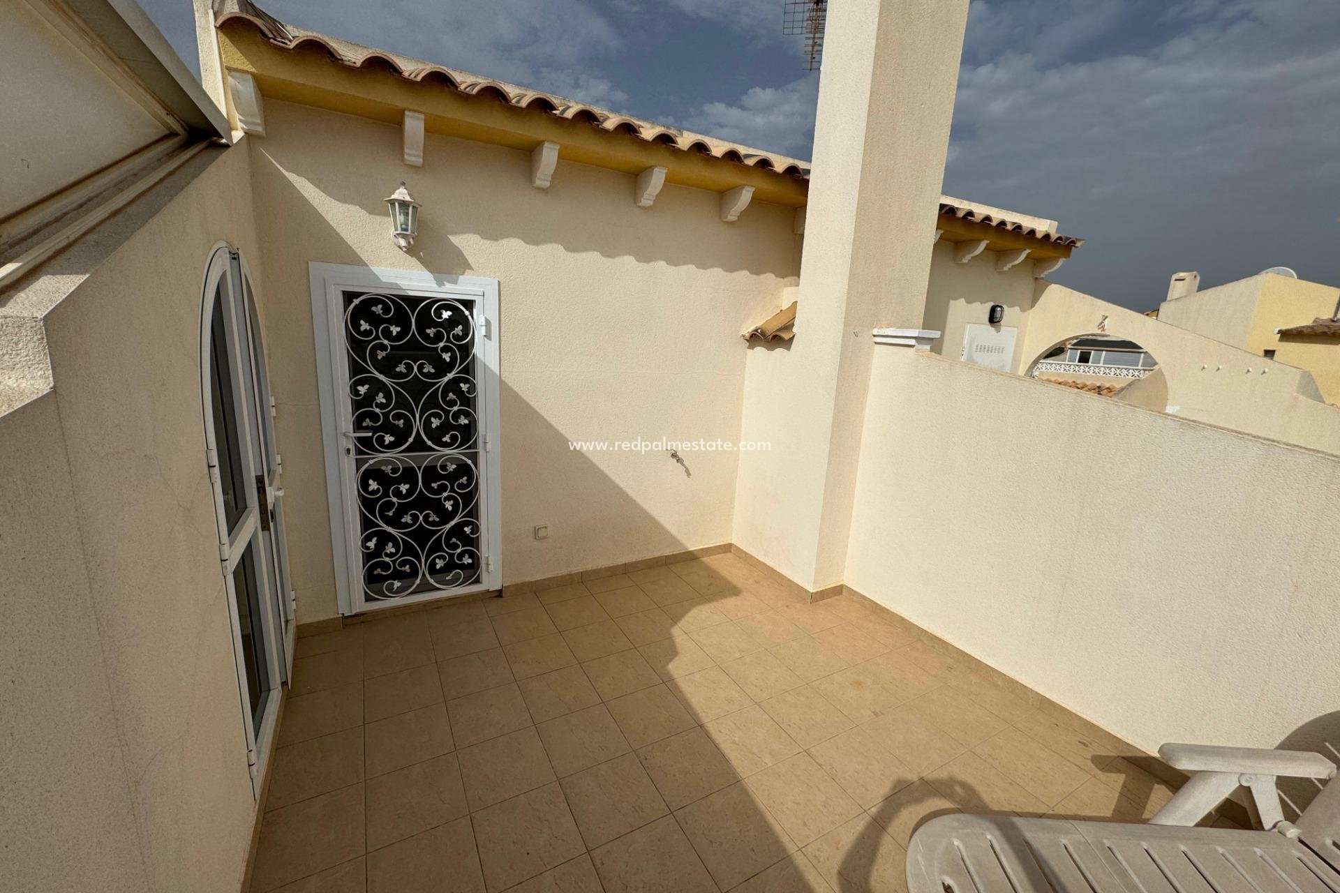 Resale - Detached Villa -
Orihuela Costa - Los Dolses