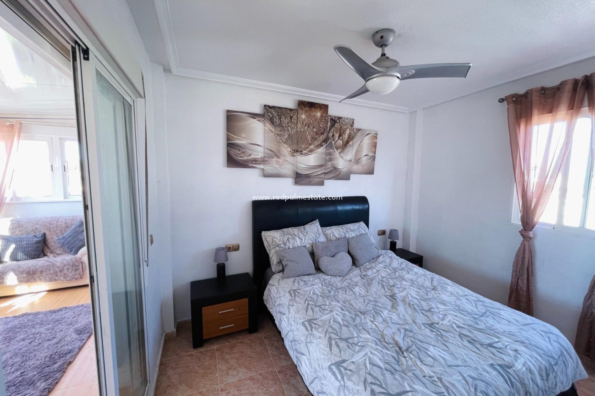 Resale - Detached Villa -
Orihuela Costa - Playa Flamenca