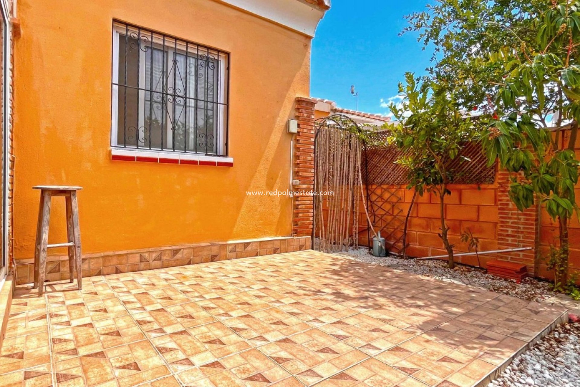 Resale - Detached Villa -
Orihuela Costa - Playa Flamenca