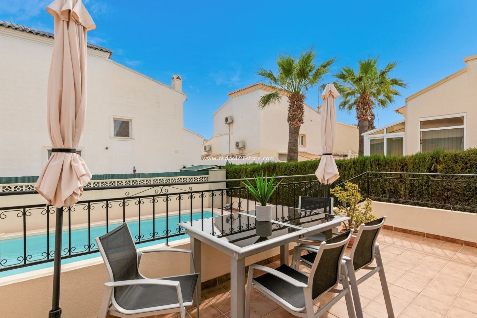 Resale - Detached Villa -
Orihuela Costa - Playa Flamenca