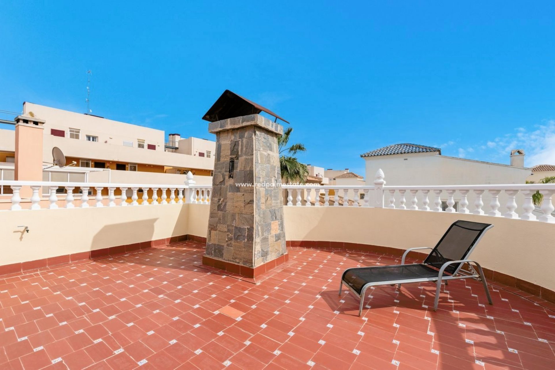 Resale - Detached Villa -
Orihuela Costa - Playa Flamenca