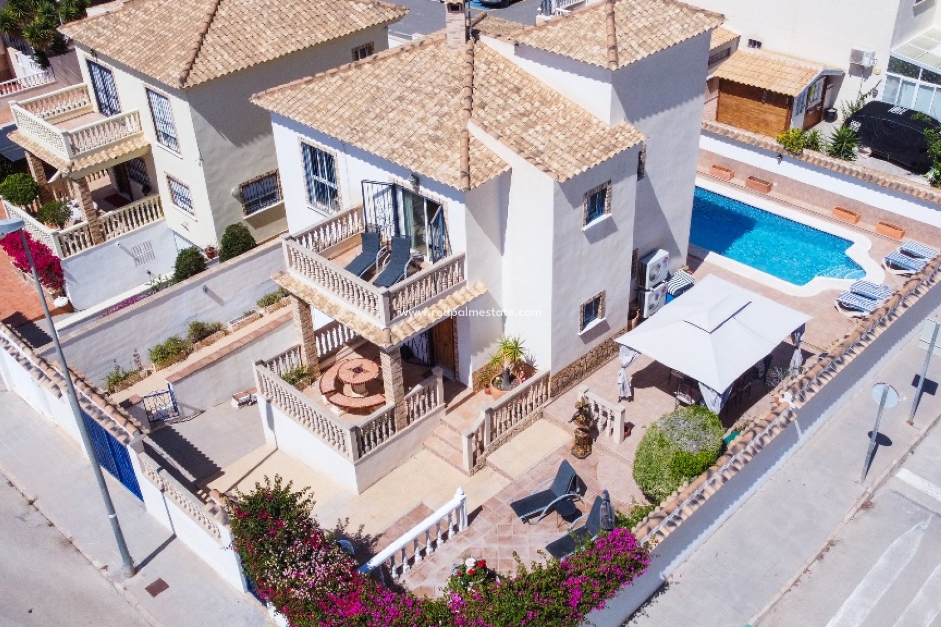 Resale - Detached Villa -
Orihuela Costa - Punta Prima