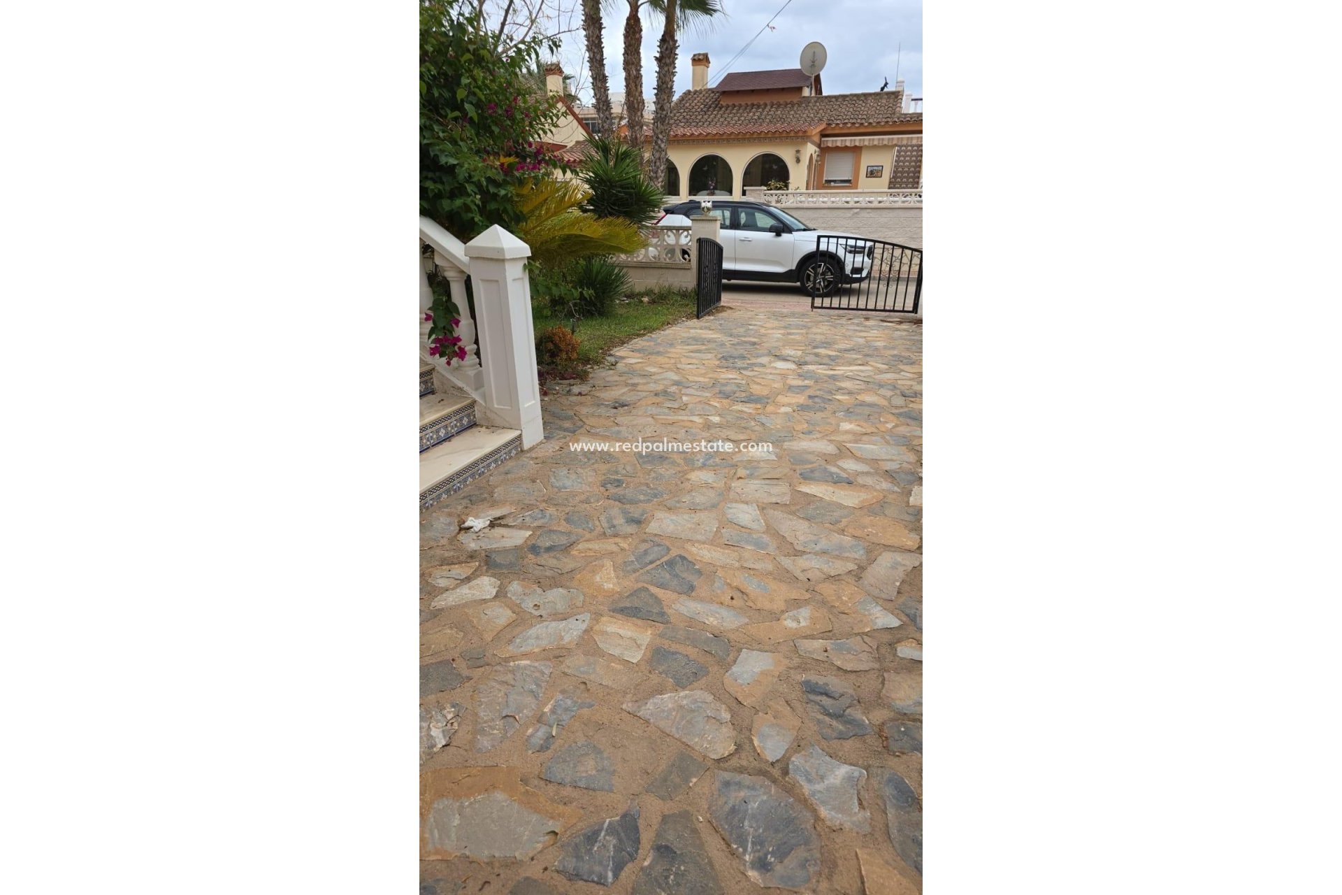 Resale - Detached Villa -
Orihuela Costa - Punta Prima