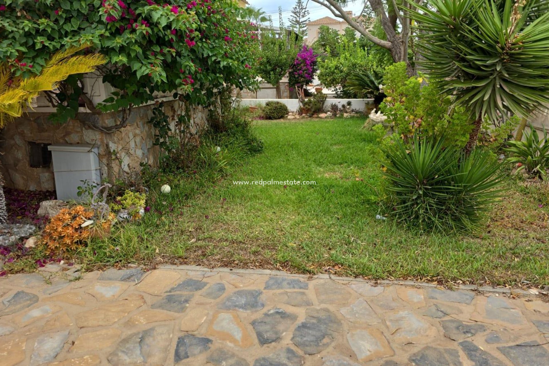 Resale - Detached Villa -
Orihuela Costa - Punta Prima