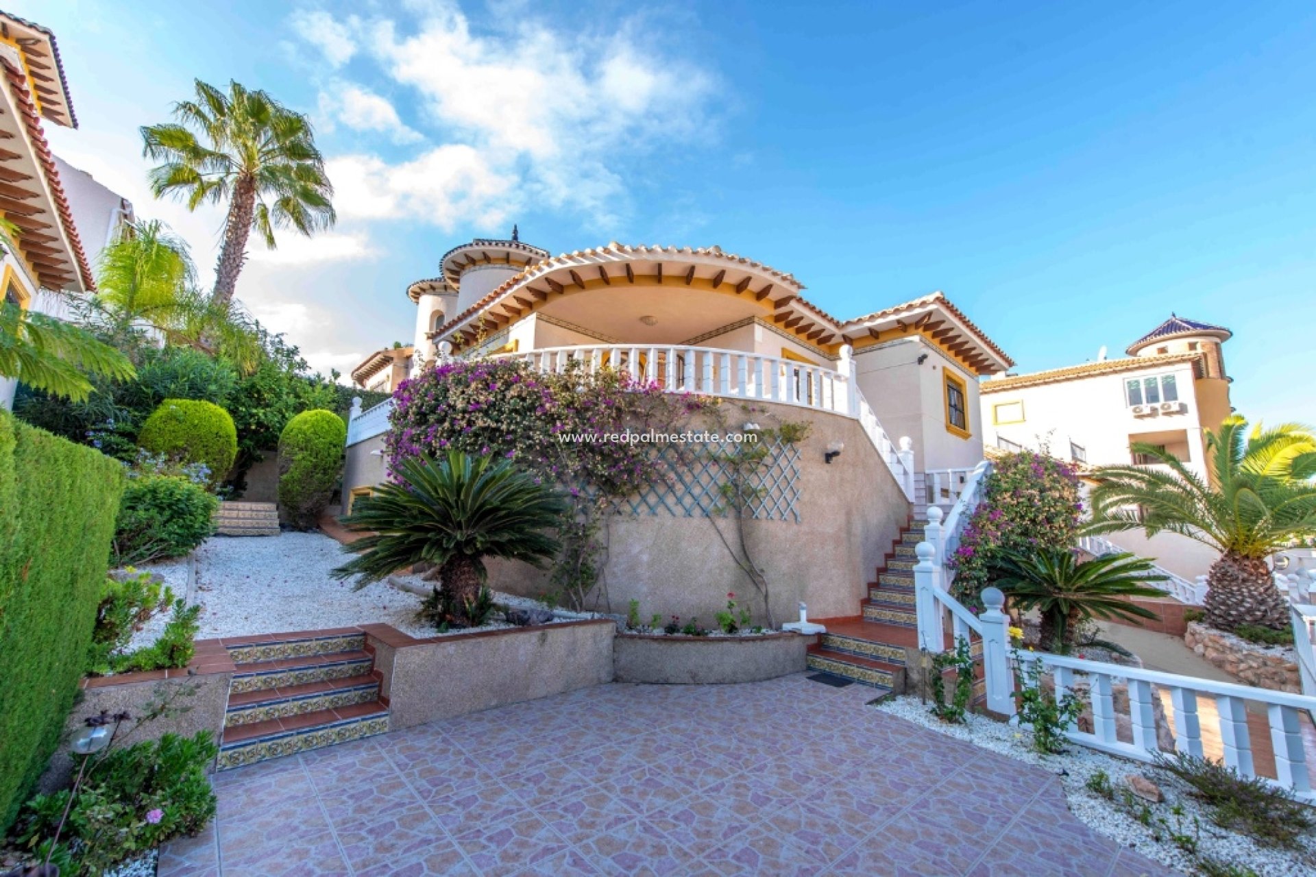 Resale - Detached Villa -
Orihuela Costa - Villamartín