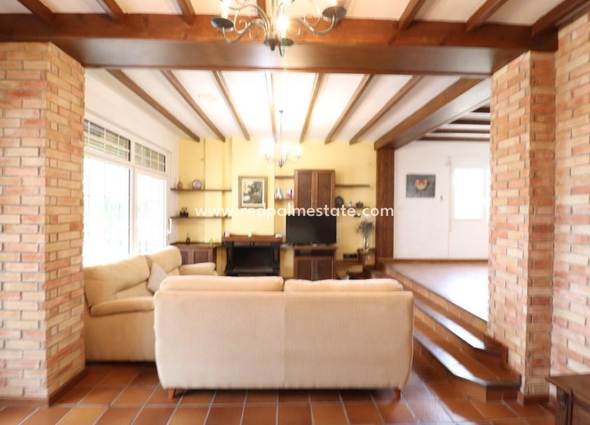 Resale - Detached Villa -
Pilar de la Horadada - Costa Blanca