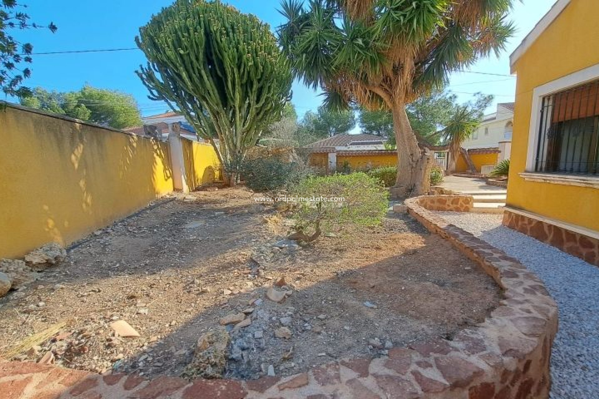 Resale - Detached Villa -
Pinar de Campoverde - Inland