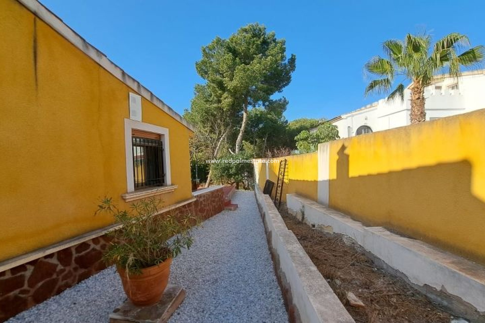 Resale - Detached Villa -
Pinar de Campoverde - Inland