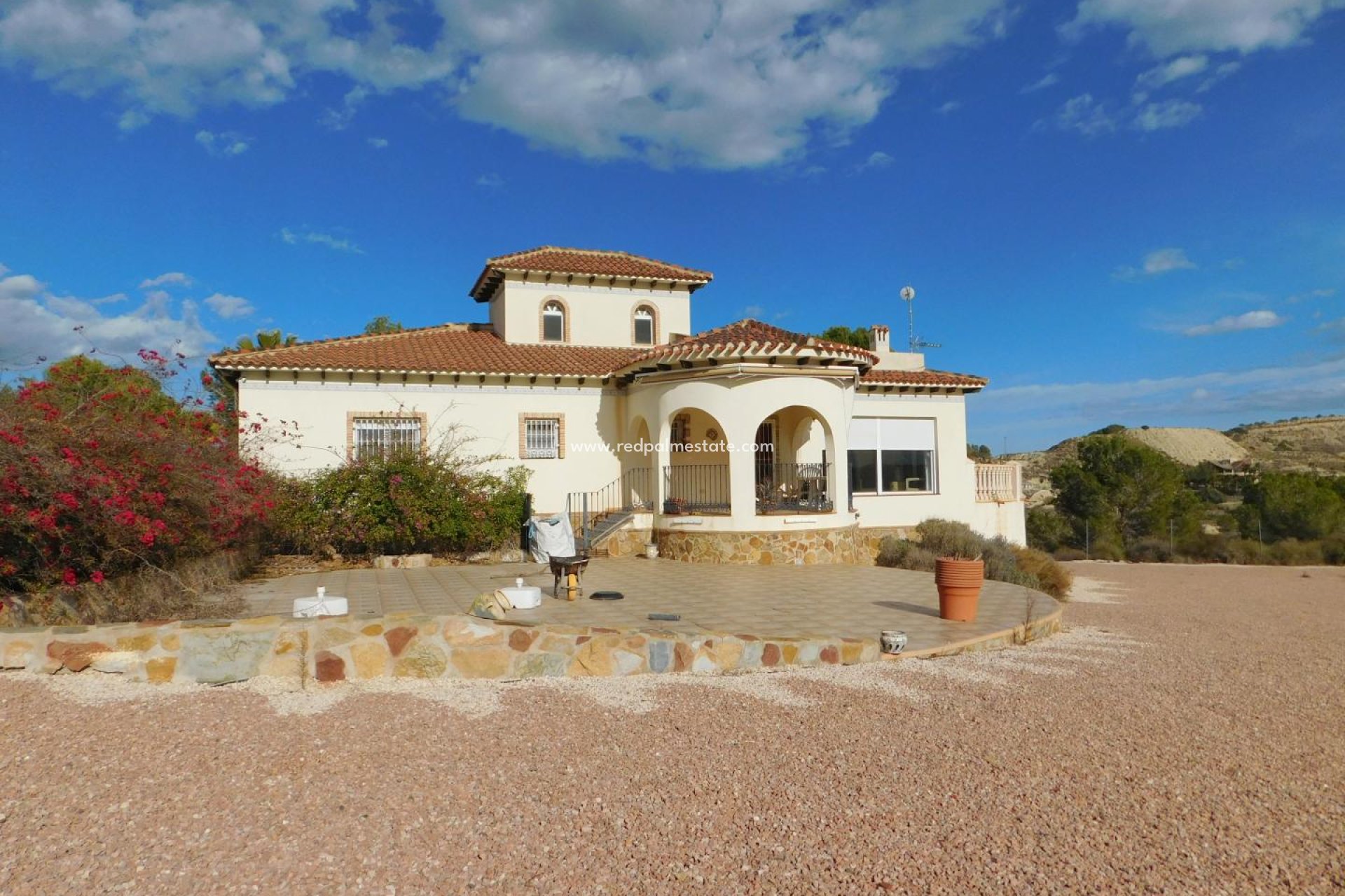 Resale - detached-villa -
Torremendo