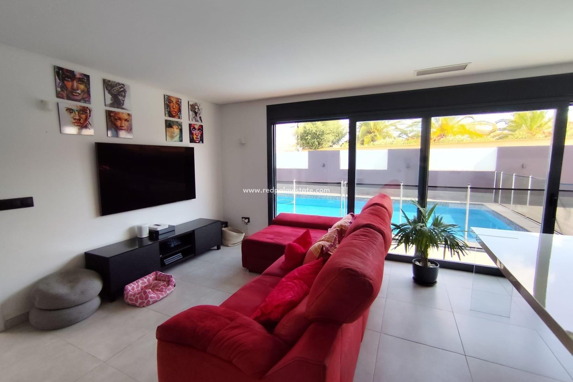 Resale - Detached Villa -
Torrevieja - La Siesta - El Salado -  Torreta