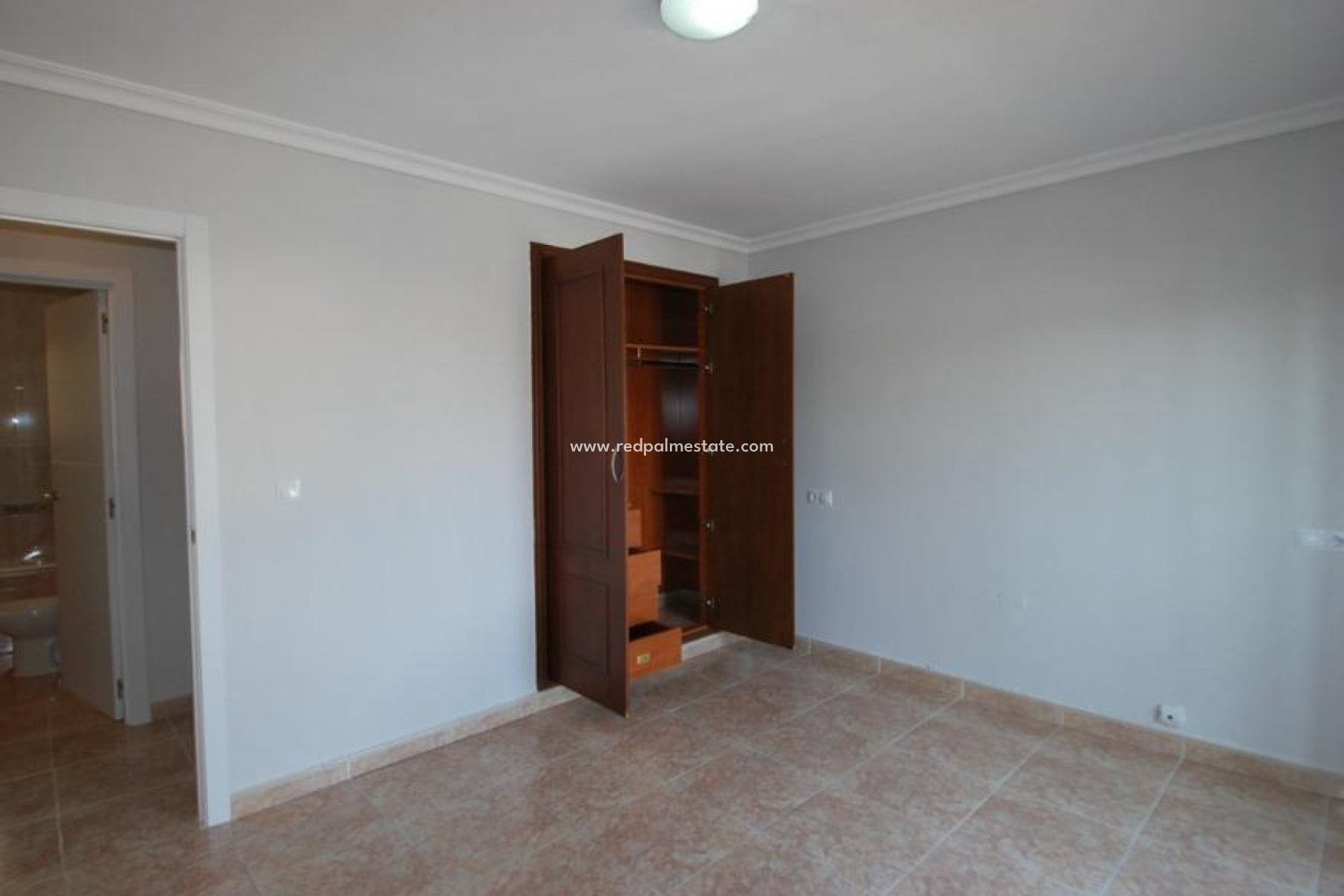 Resale - Detached Villa -
Torrevieja - La Siesta - El Salado - Torreta