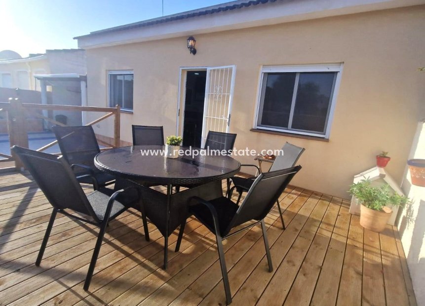 Resale - Detached Villa -
Torrevieja - La Siesta - El Salado -  Torreta